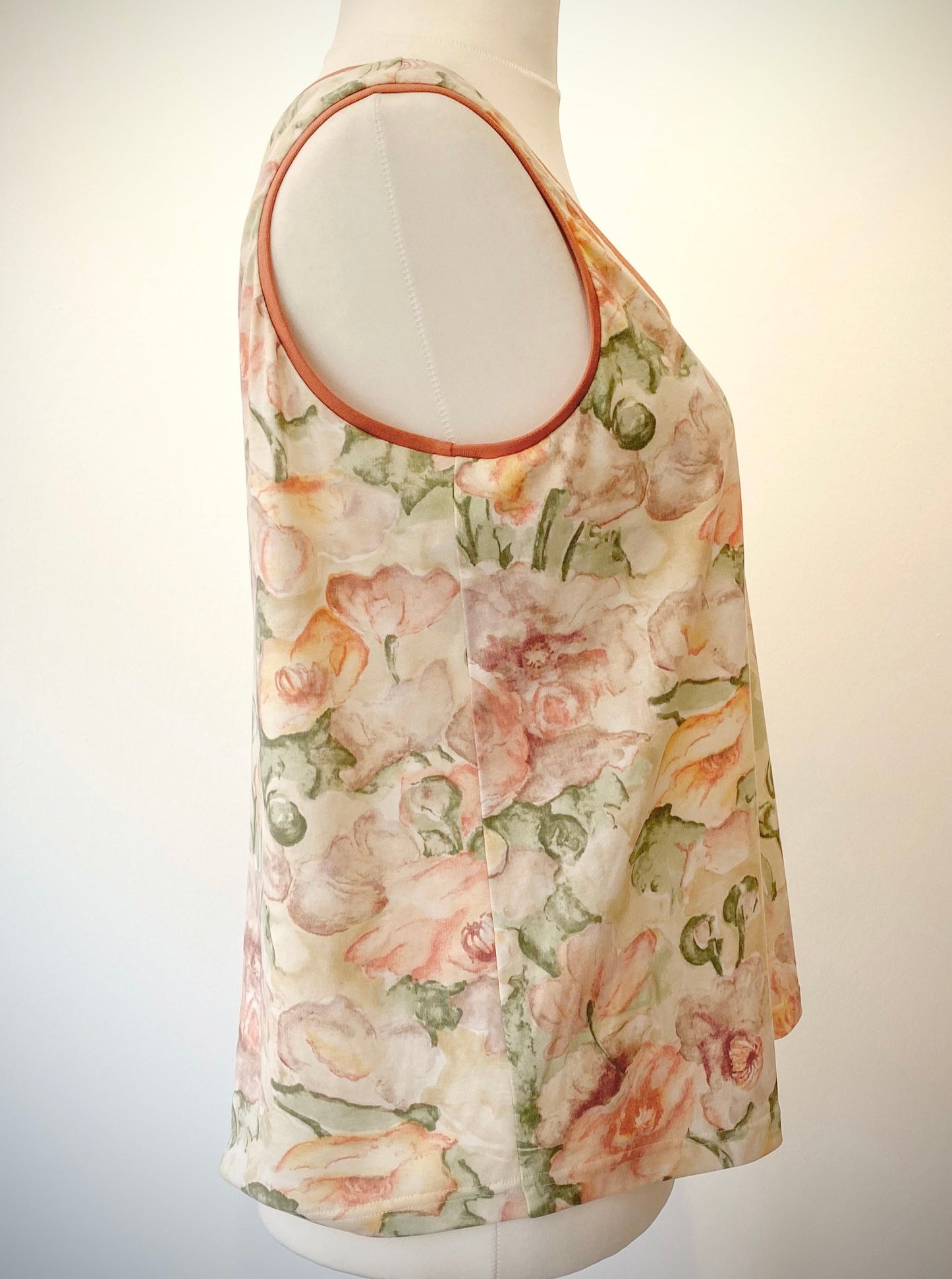 Yva – Floral