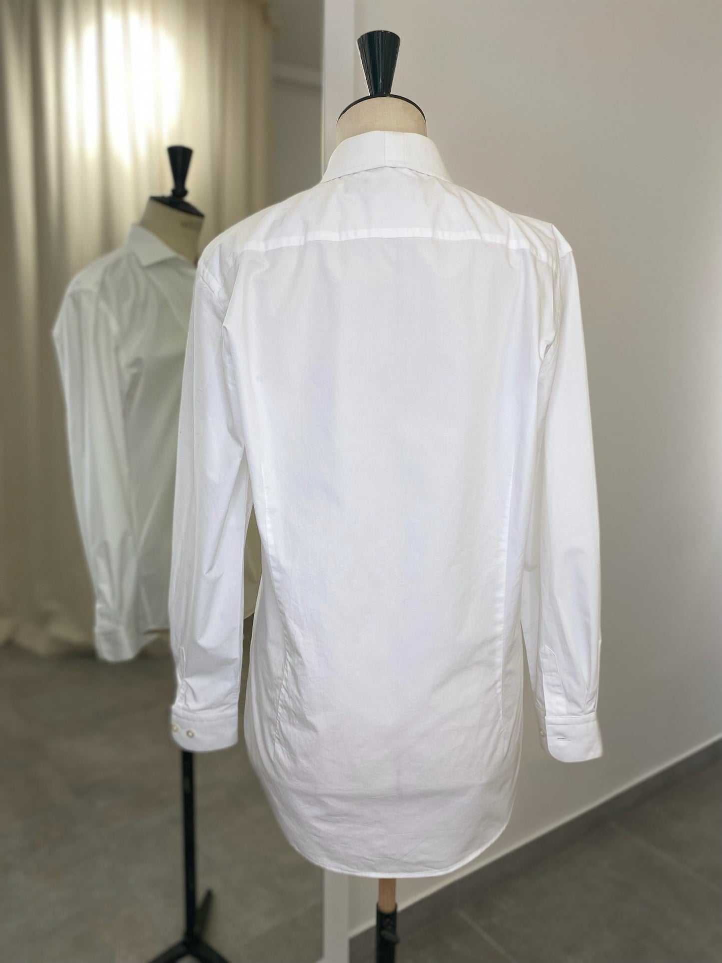 Plastron-Hemdbluse Jeanne – Baumwolle weiß